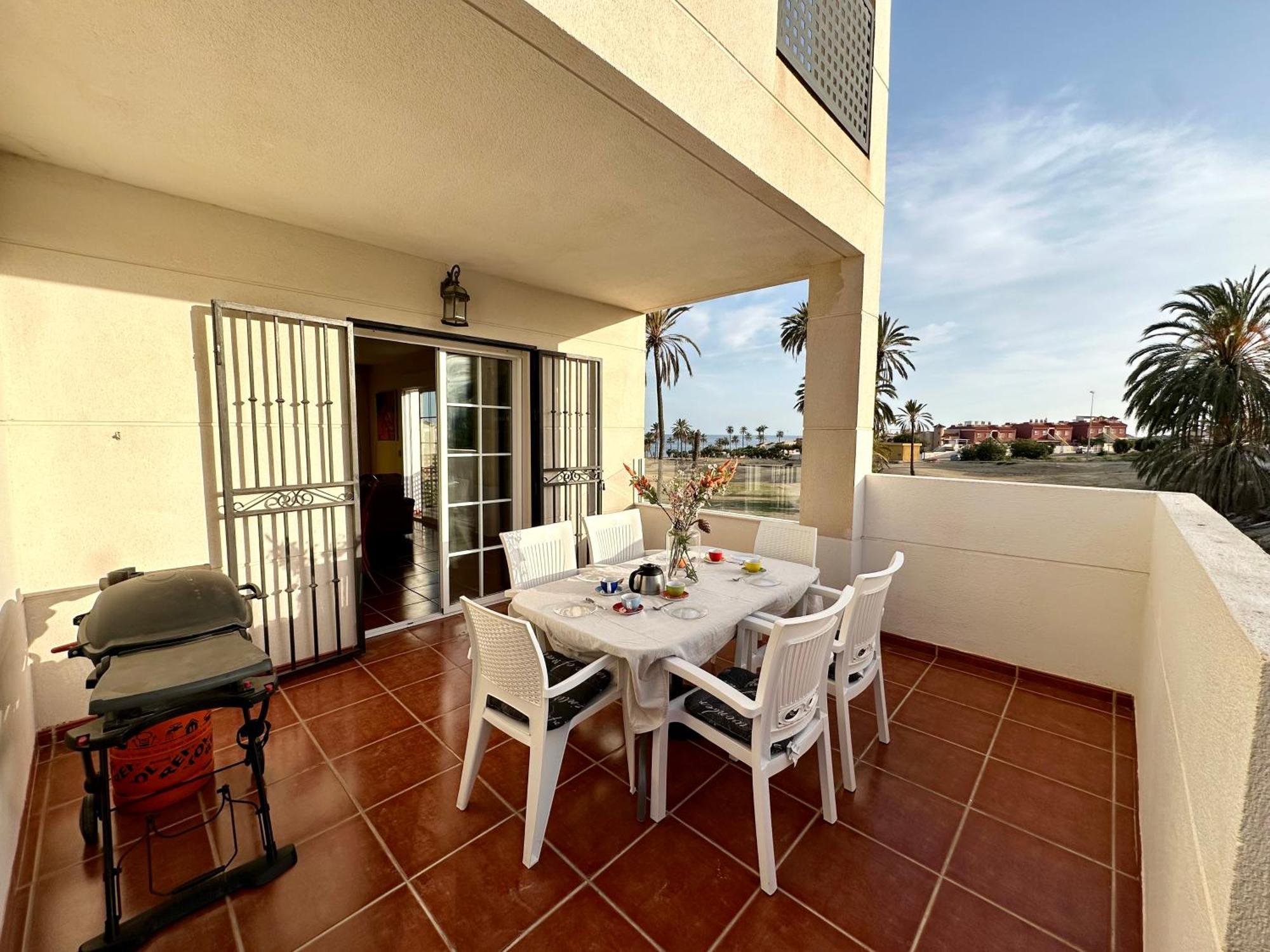 A 5 Minutos De La Playa Con Piscina Privada *